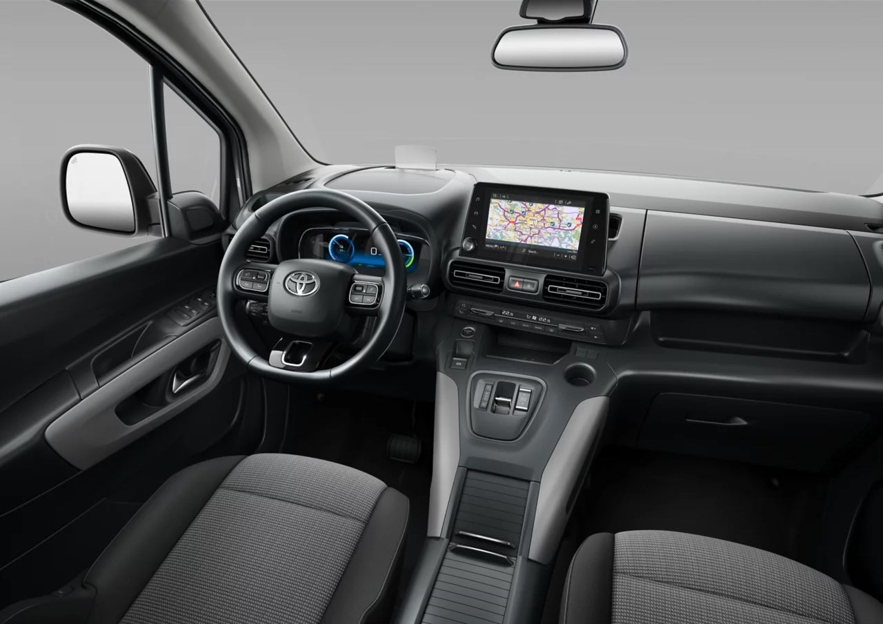 /img/gama/toyota/proace-city-verso/proace city verso electric interior.jpg?vn=fb5274c4-d34d-4dc3-9b7b-816f152124c9